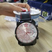 1PCS Fashion Men's Thin Silica Gel Students Sports Quartz Watch